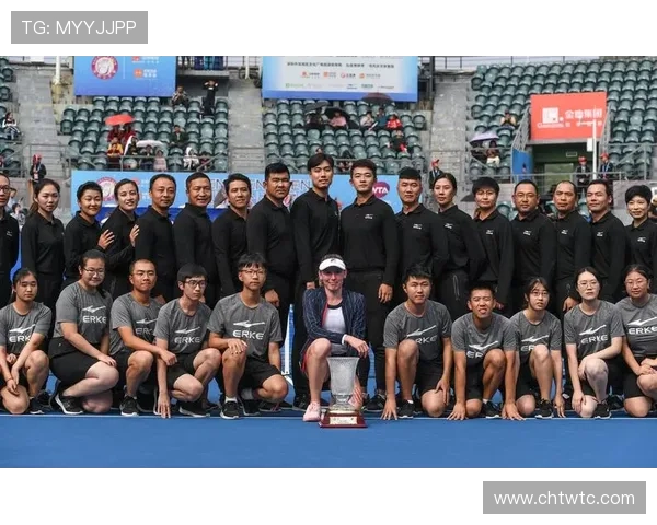 深圳网球队的默契配合与战术分析探讨 深圳网球队的默契配合与战术分析探讨