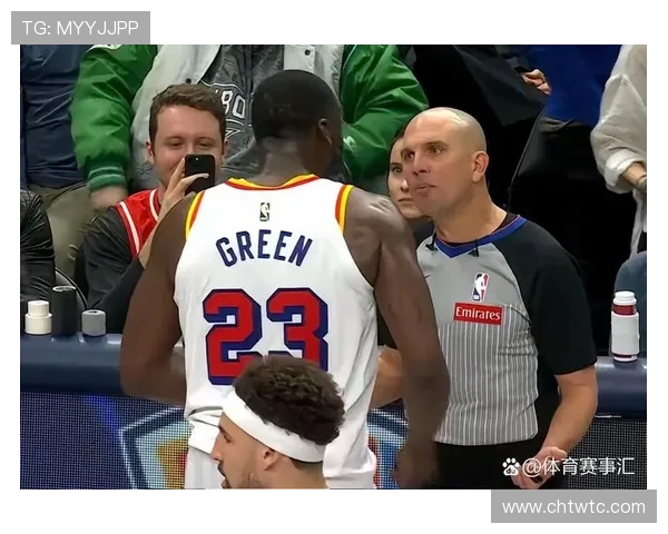 猛龙与独行侠激战正酣NBA赛场精彩瞬间回顾与分析