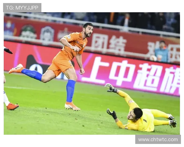 重庆队在主场以3比5不敌延边队上演进球大战引发球迷热议