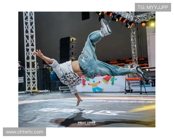滑板精英赛特别报道:成都街舞队如何成功转型与突破自我 滑板精英赛特别报道:成都街舞队如何成功转型与突破自我